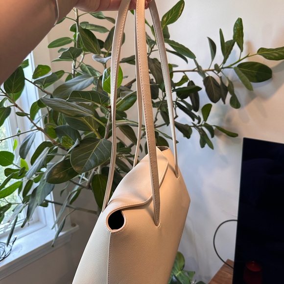 NWT Freja New York Chrystie bag in Oat. - Picture 2 of 7